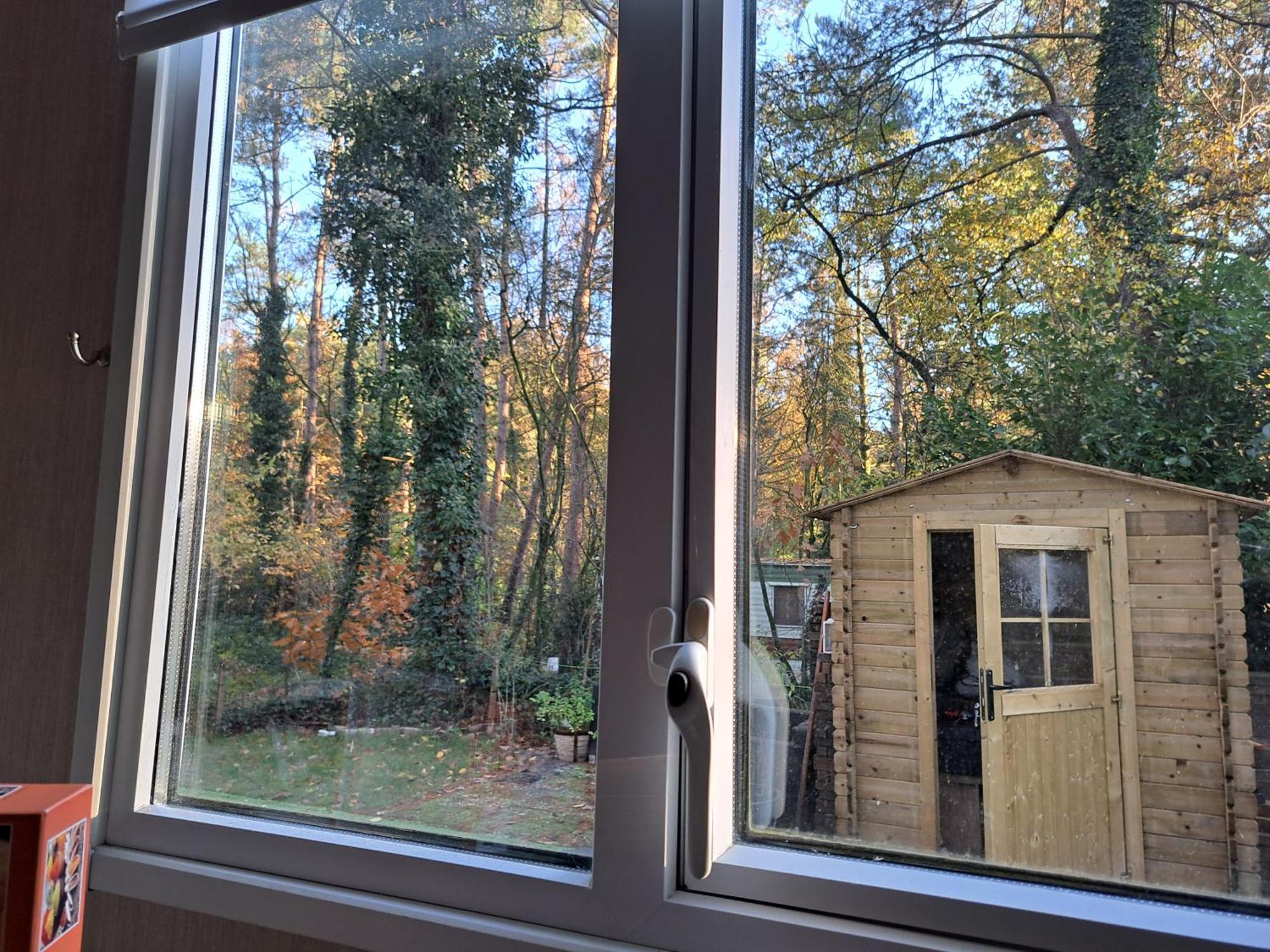 Ruim Chalet, Midden In Het Bos! Нюнспет Экстерьер фото